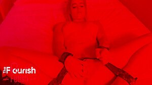 American Bdsm with Sage Pillar – Red Room Bondage